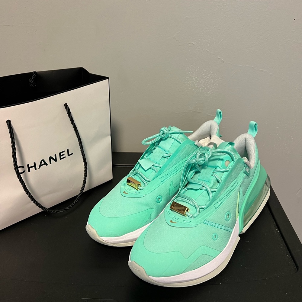 Nike Air Max Up